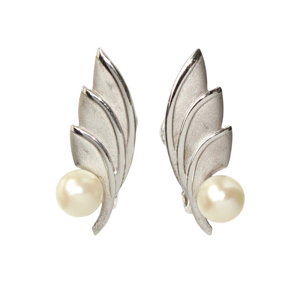 Vintage Pearl Sterling Silver Screw Back Earrings Leaf Wing Curtis Jewelry 1950s